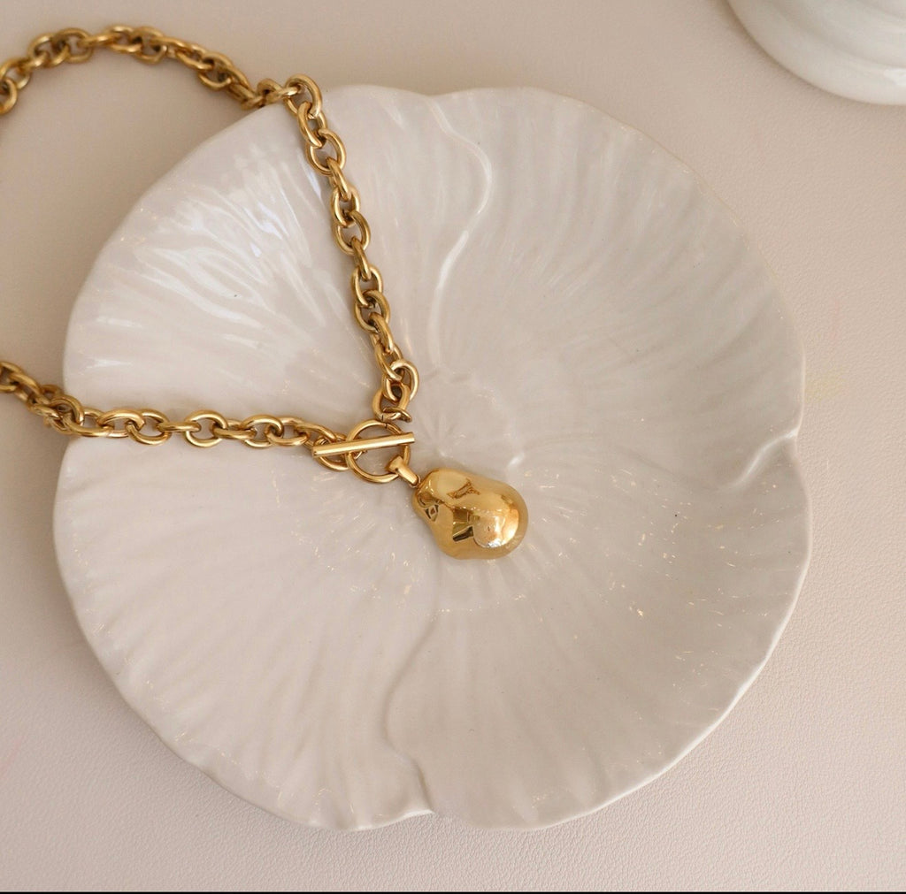 Golden Muse Necklace