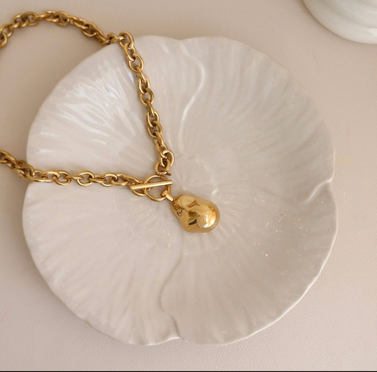 Golden Muse Necklace
