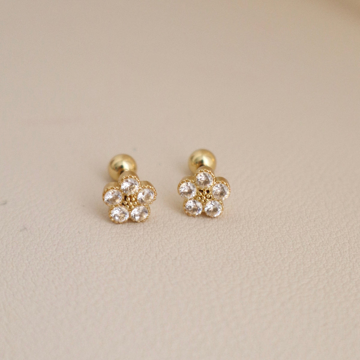 Bloom Studs