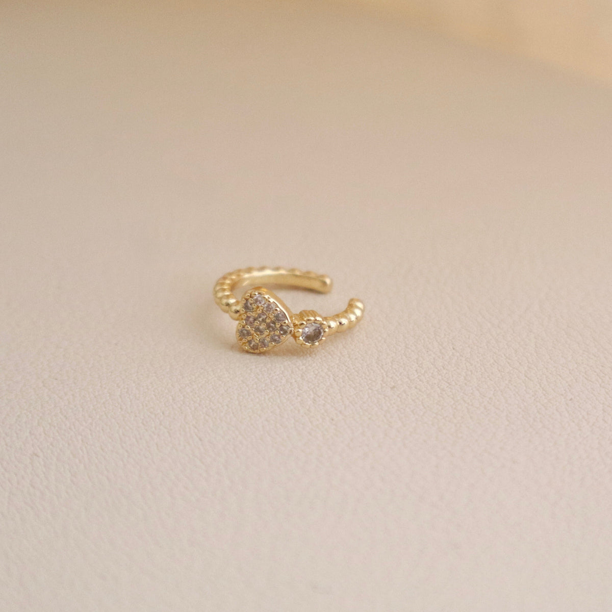 Amour Ear Cuff