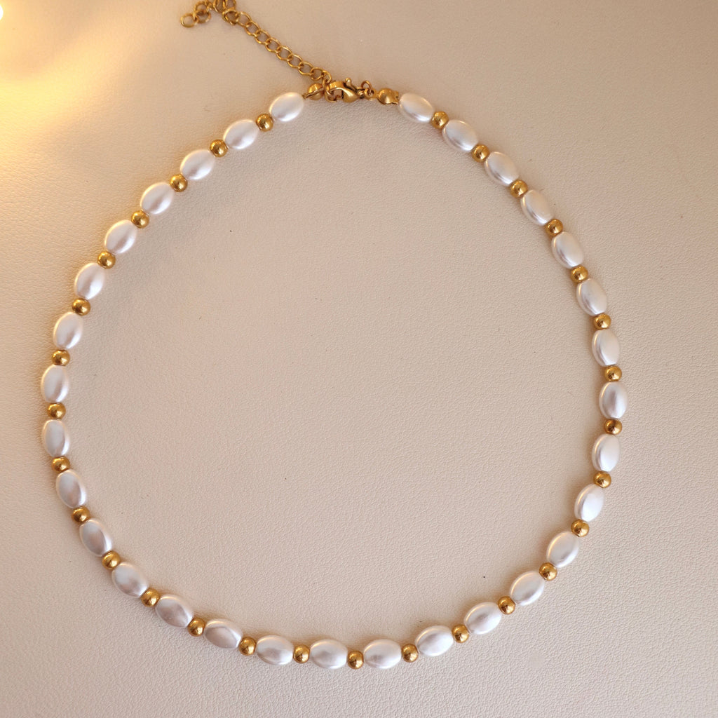 Elina Necklace