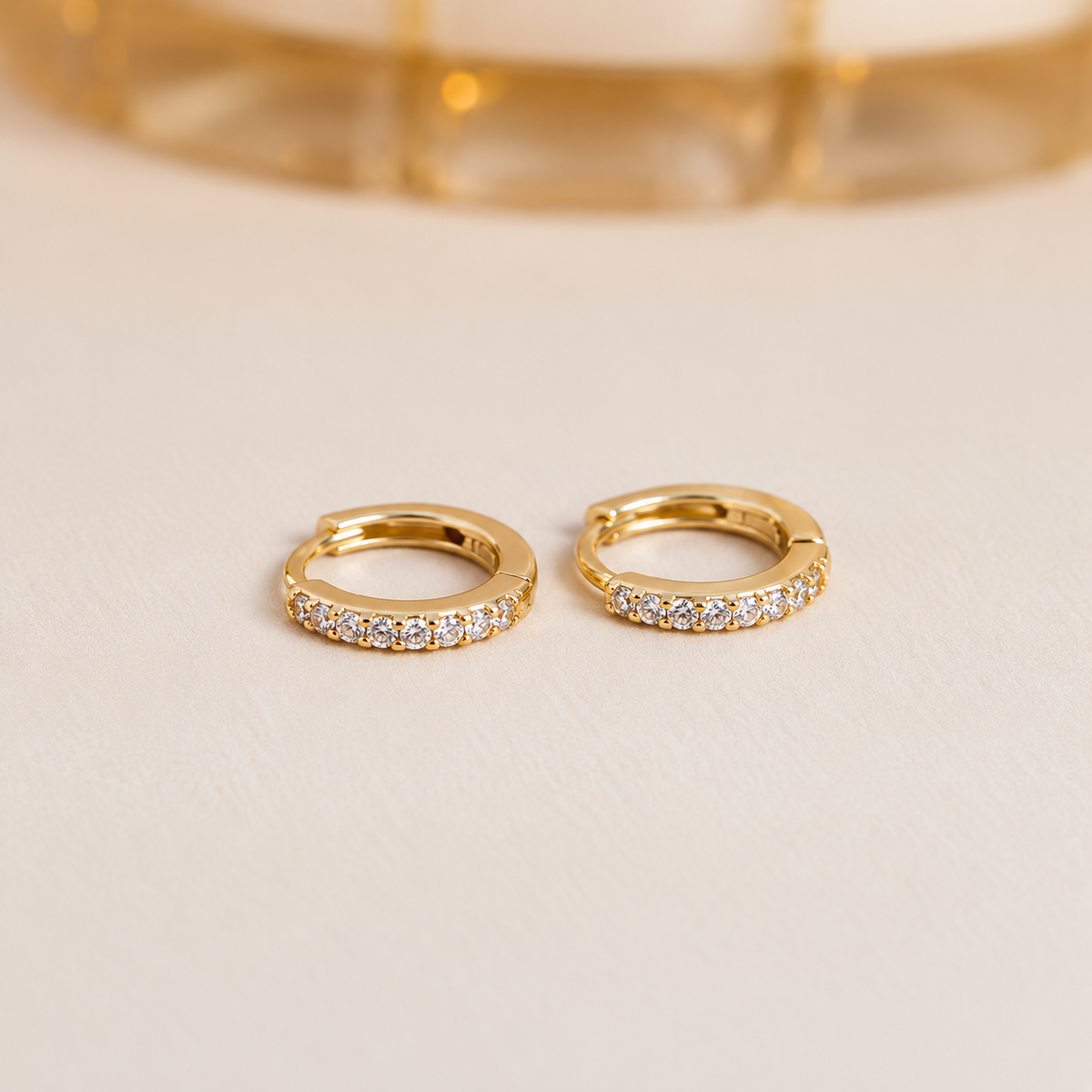 Pavé Huggies | 10mm