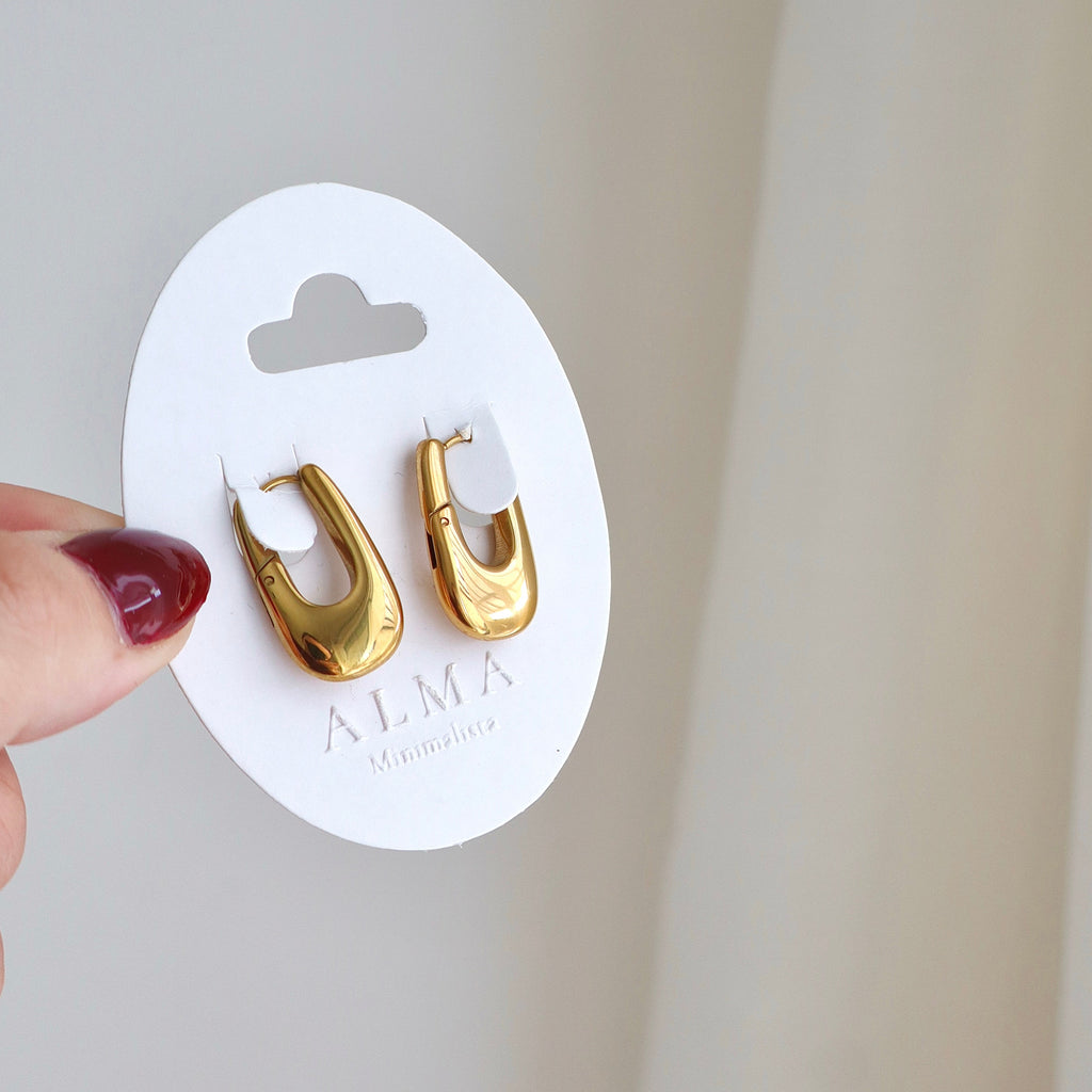 Luna Hoops