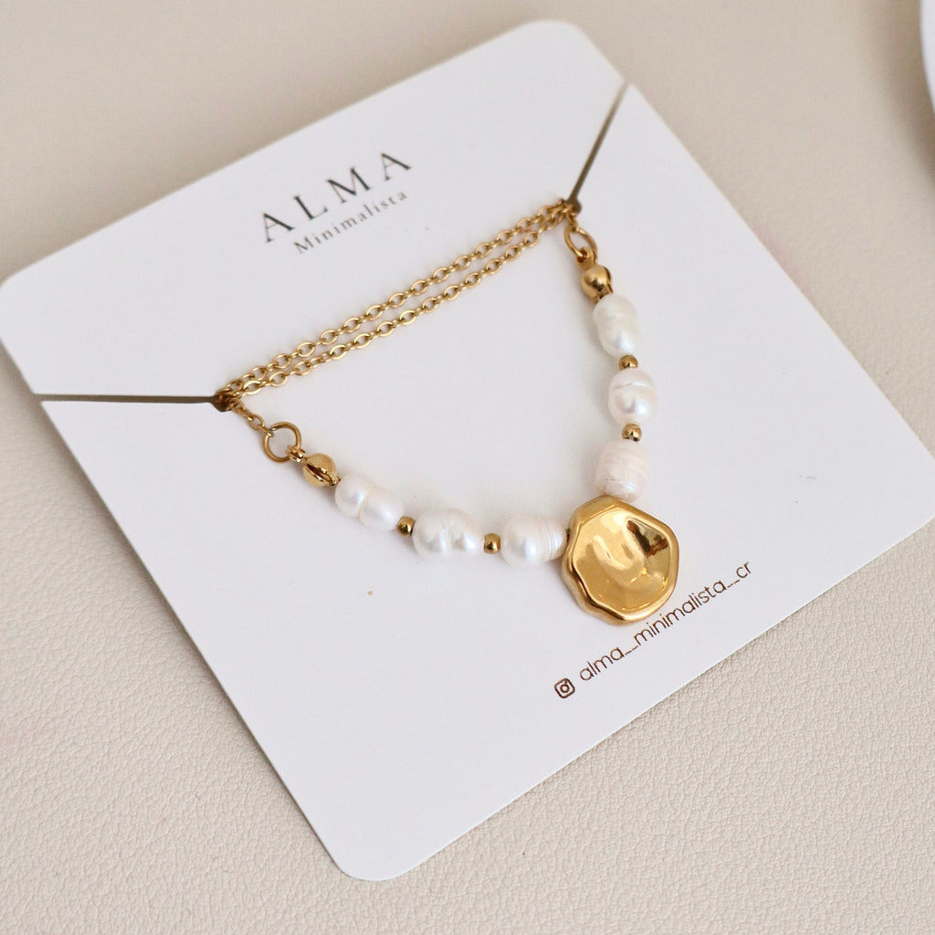 Danna Necklace