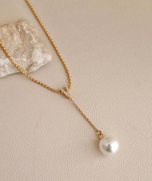 Amélie Pearl Necklace