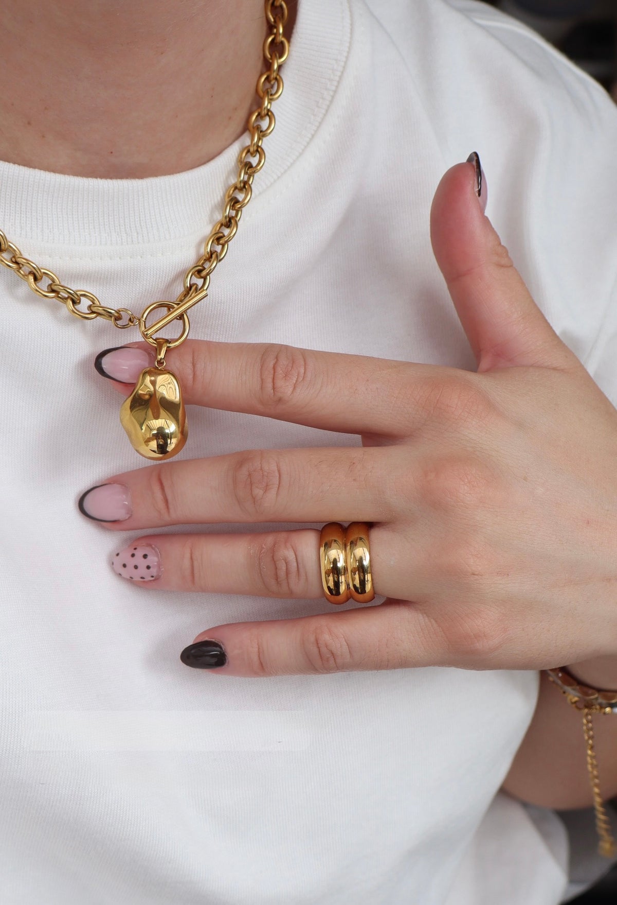 Golden Muse Necklace