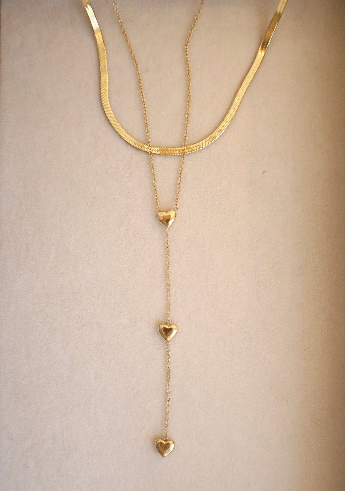 Collar triple heart