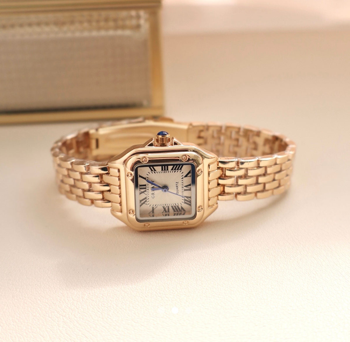 Vintage Watch Dorado | próximamente disponible
