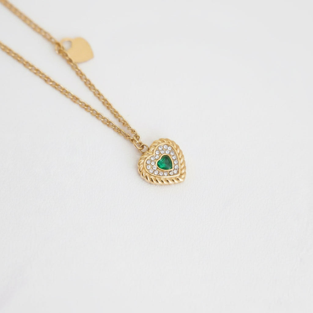 Corazón Esmeralda Necklace