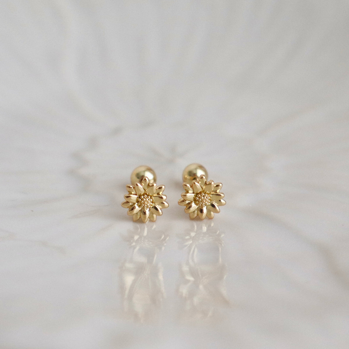 Daisy Studs