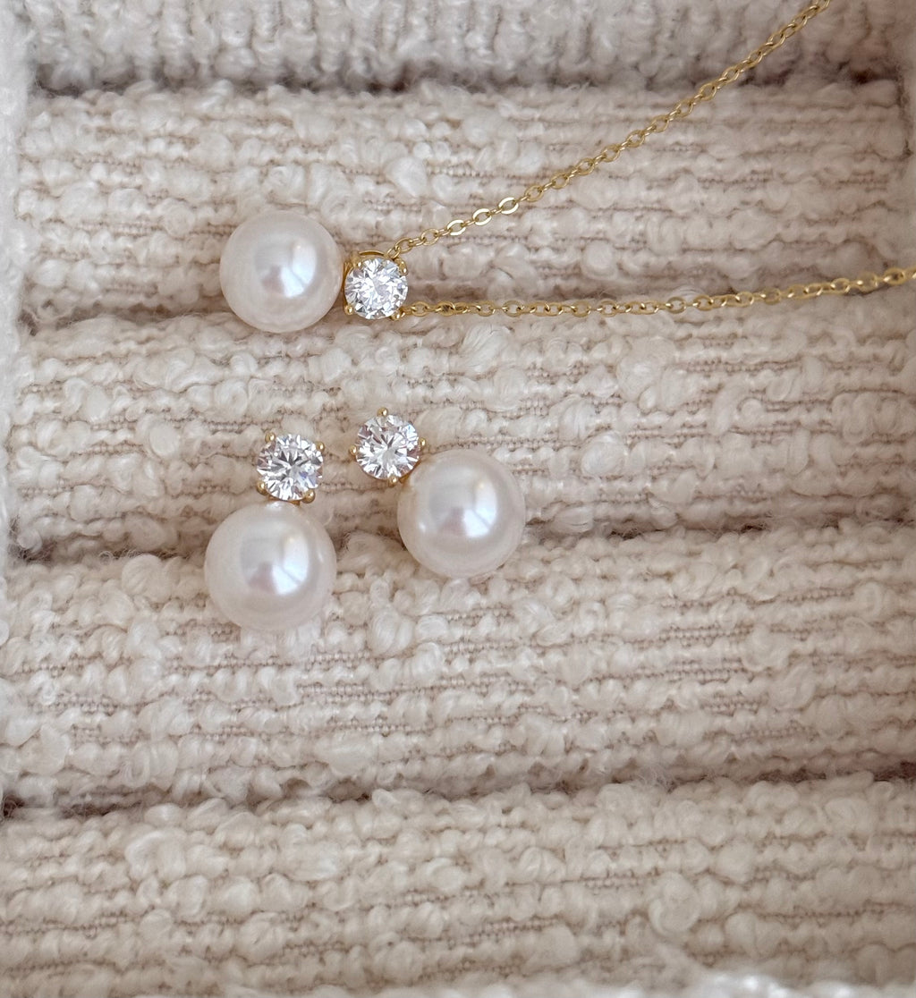 Pearly set