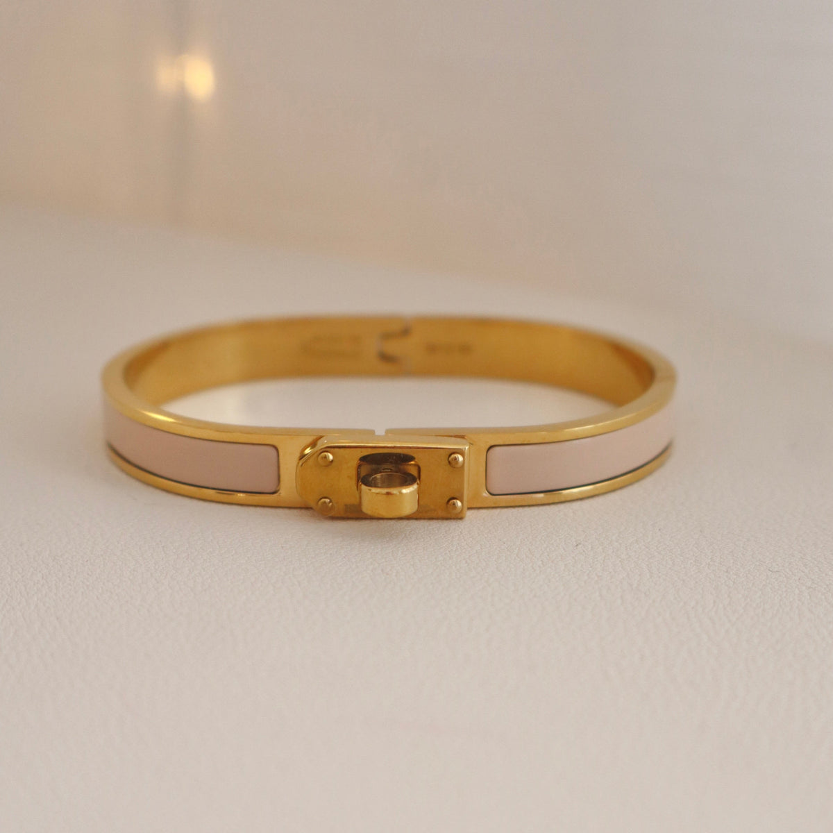 Nude Lock Bangle