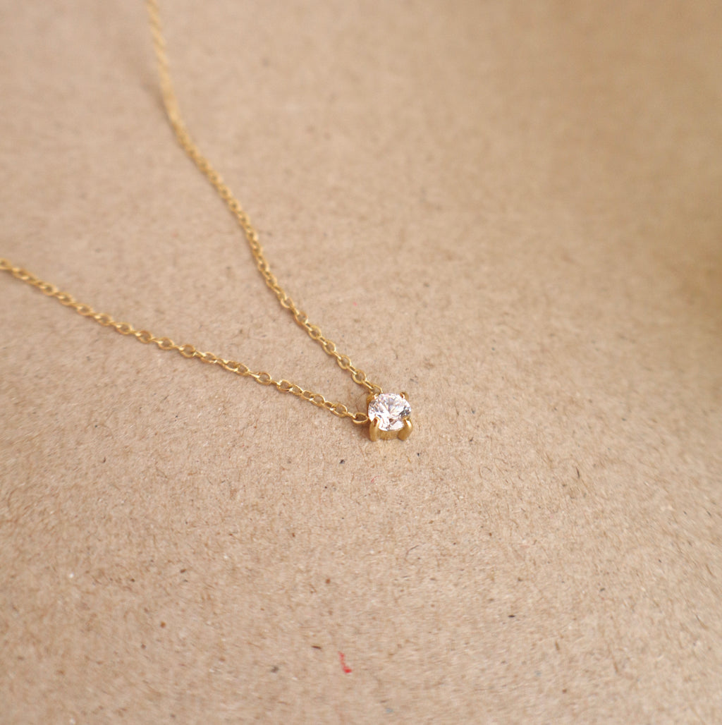 Luz Necklace