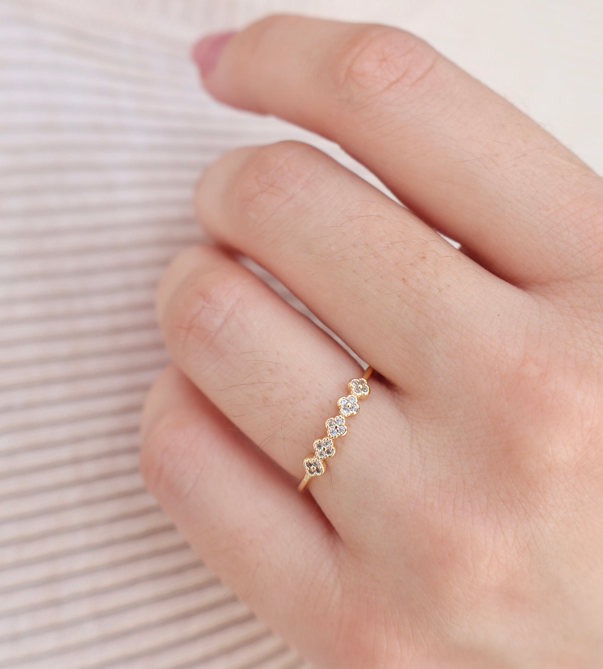 Clover Ring