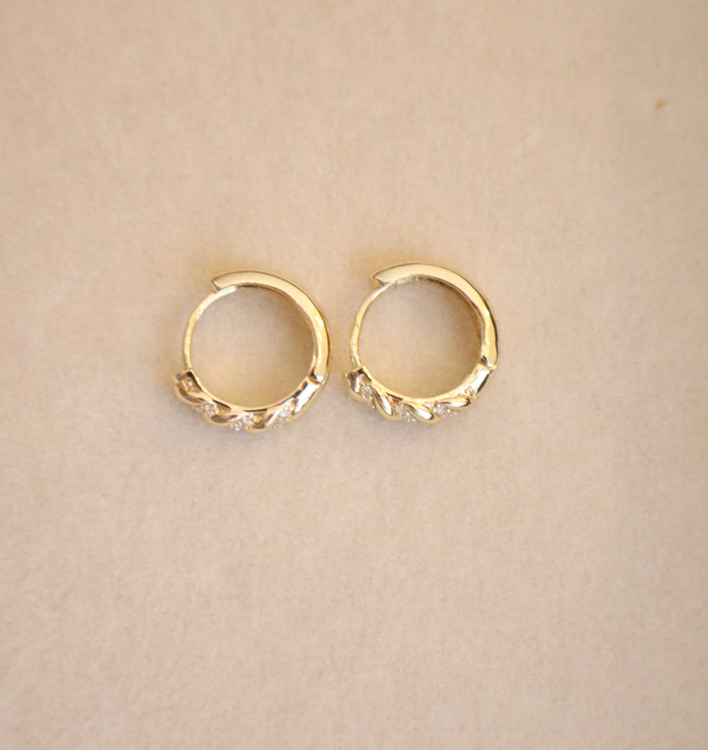 Twist Huggies | 12mm